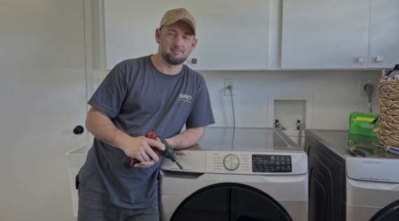 Washing Machine Smells Bad in Sarasota: How to Get Rid of Mold in the Door Seal