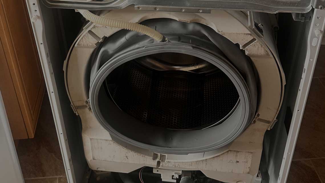 SRQ-appliance-repair-washer-door-seal-replacement-in-sarasota